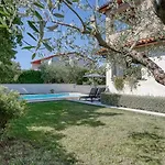 House Tina Dom wakacyjny Marčana